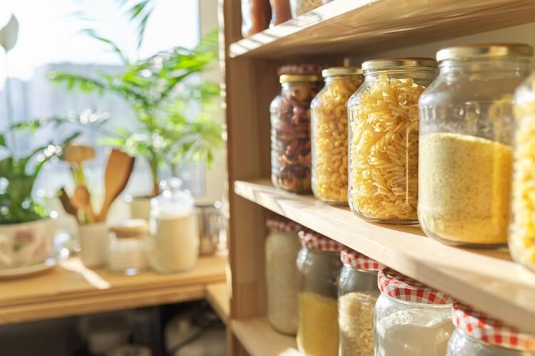 Potes para organização da cozinha