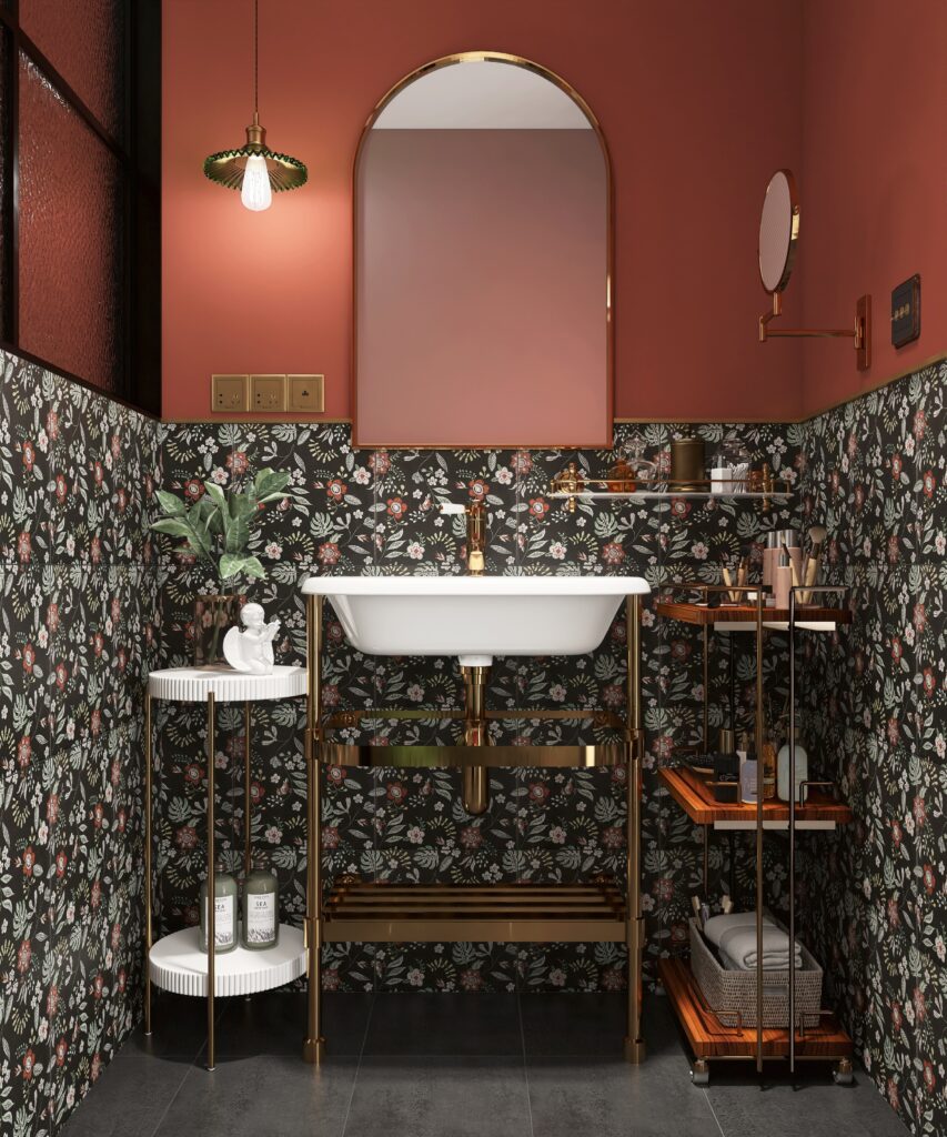 Lavabo de estilo vintage e papel de parede floral.